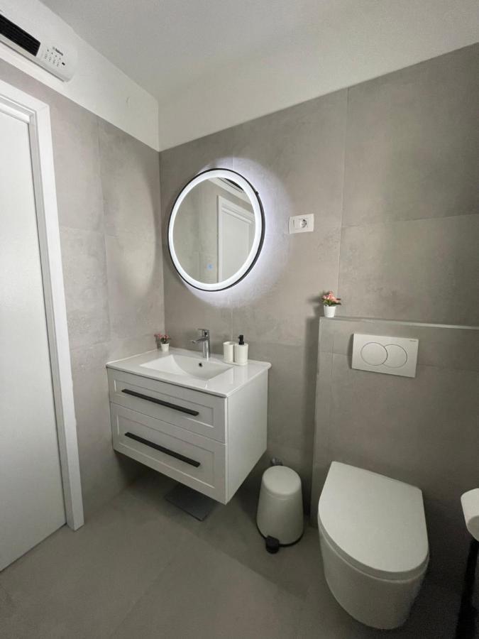 La Storia - Holiday Apartment House Zadar Buitenkant foto