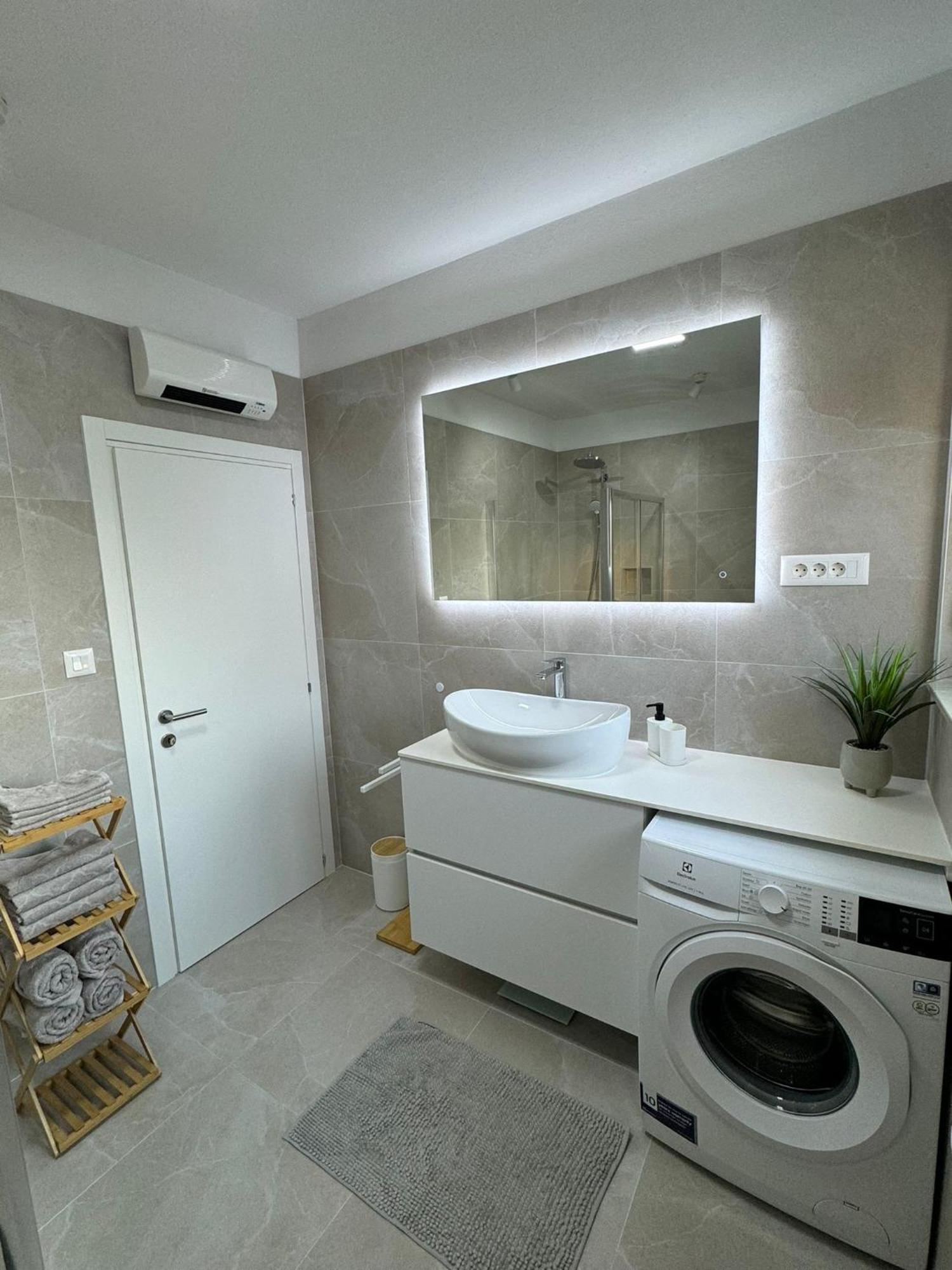 La Storia - Holiday Apartment House Zadar Buitenkant foto
